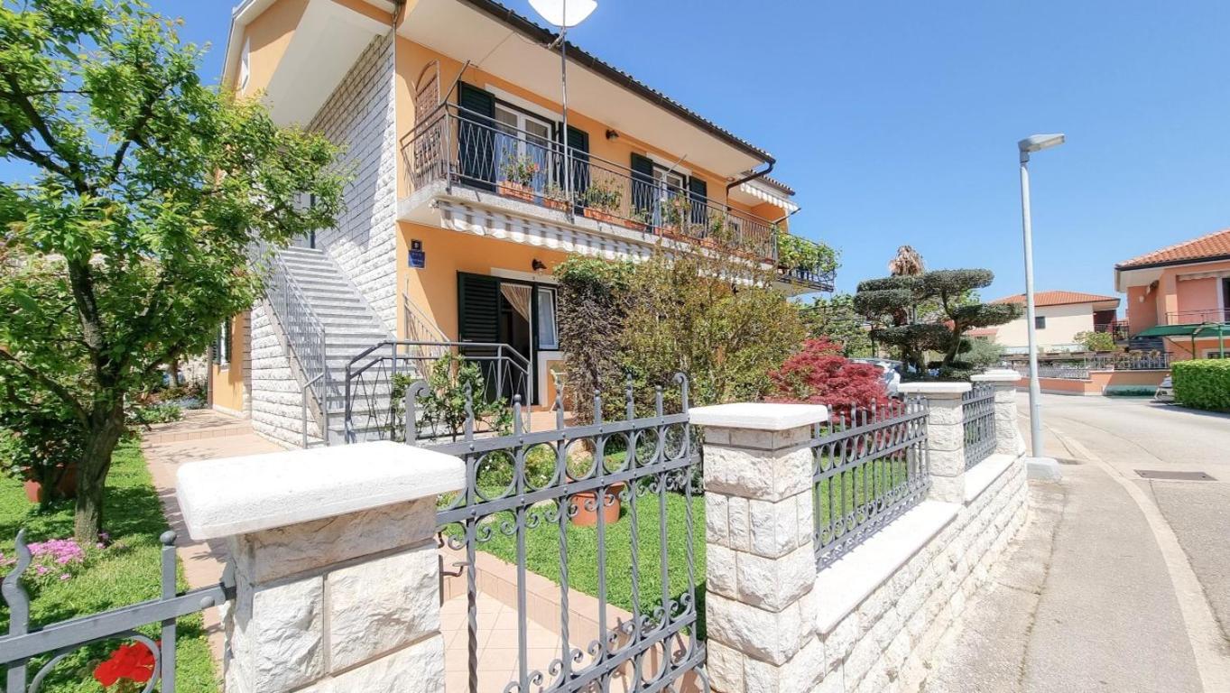 Alma One Apartment Novigrad  Exterior photo